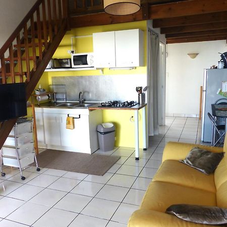 Le Clos De Val - Vue Mer La Possession Chambre photo